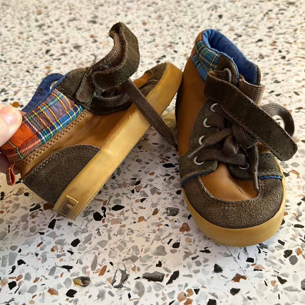 Toddler Boys camel old navy plaid Slip On high tops Shoes Velcro